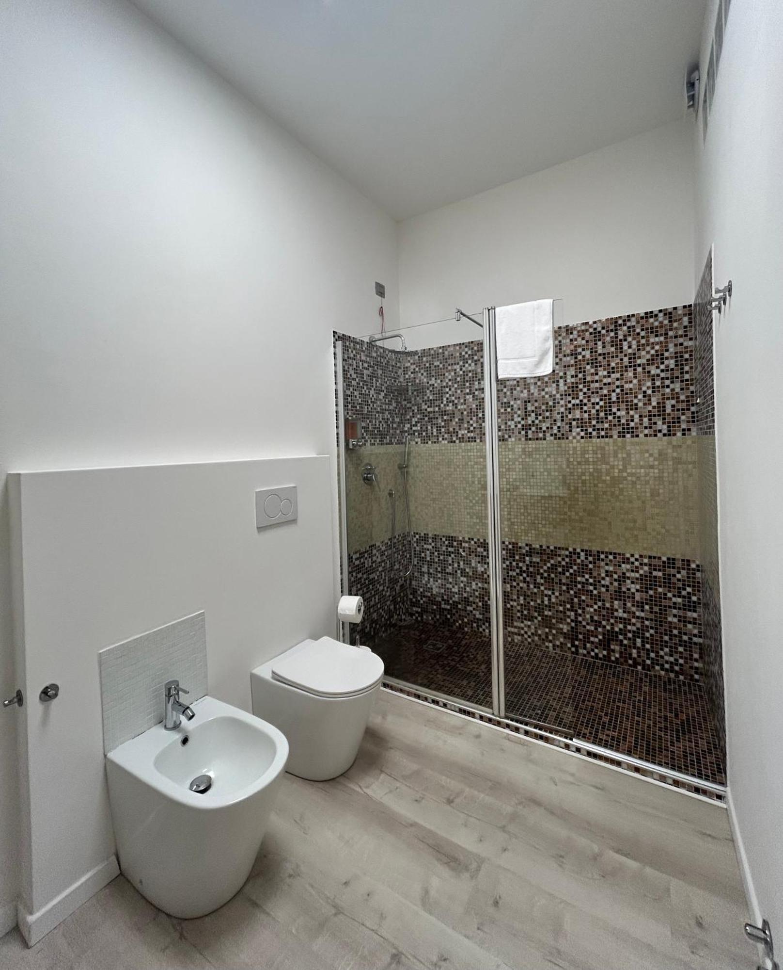 Tezone Seven Apartments Verona Eksteriør billede