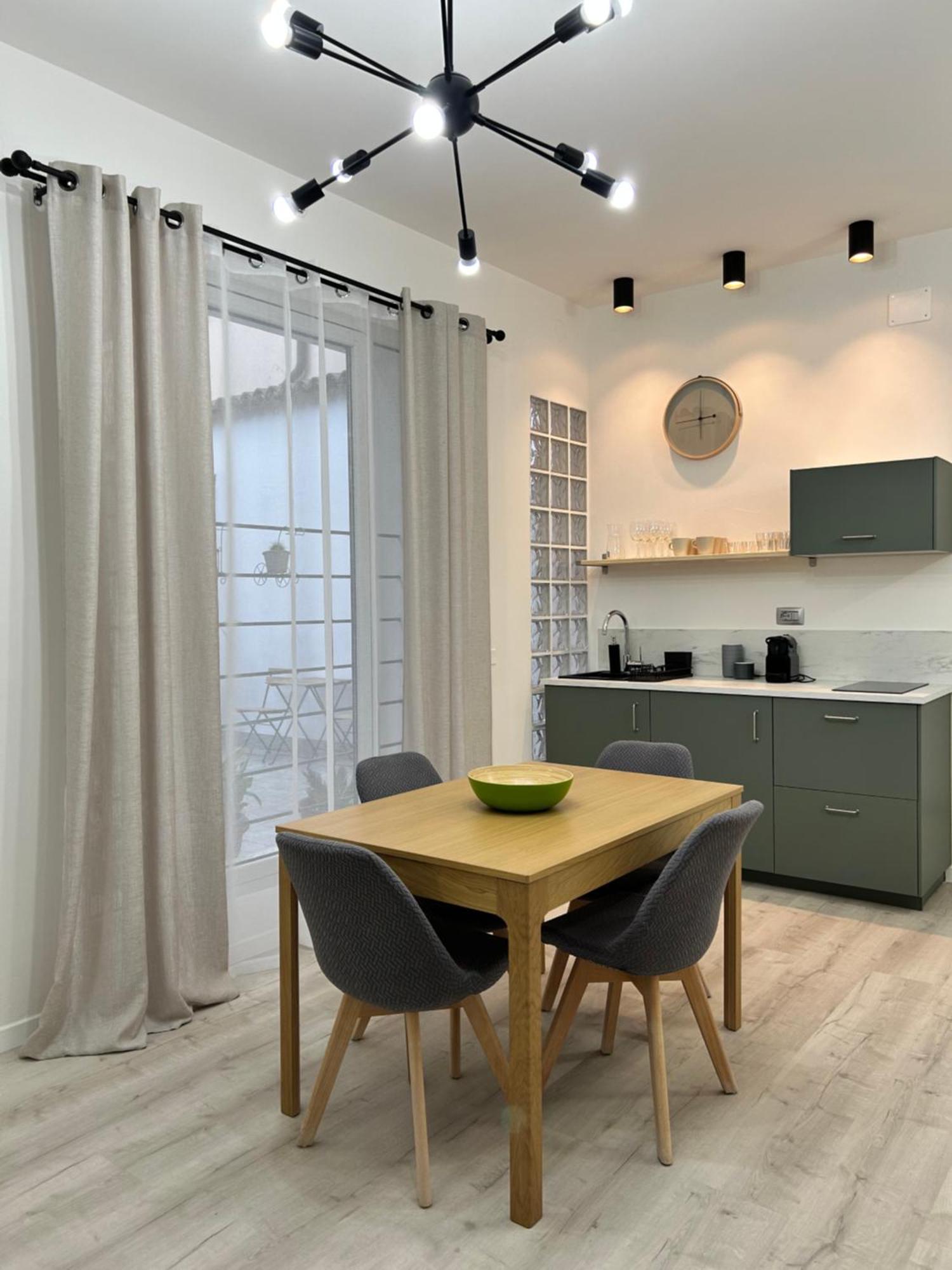 Tezone Seven Apartments Verona Eksteriør billede