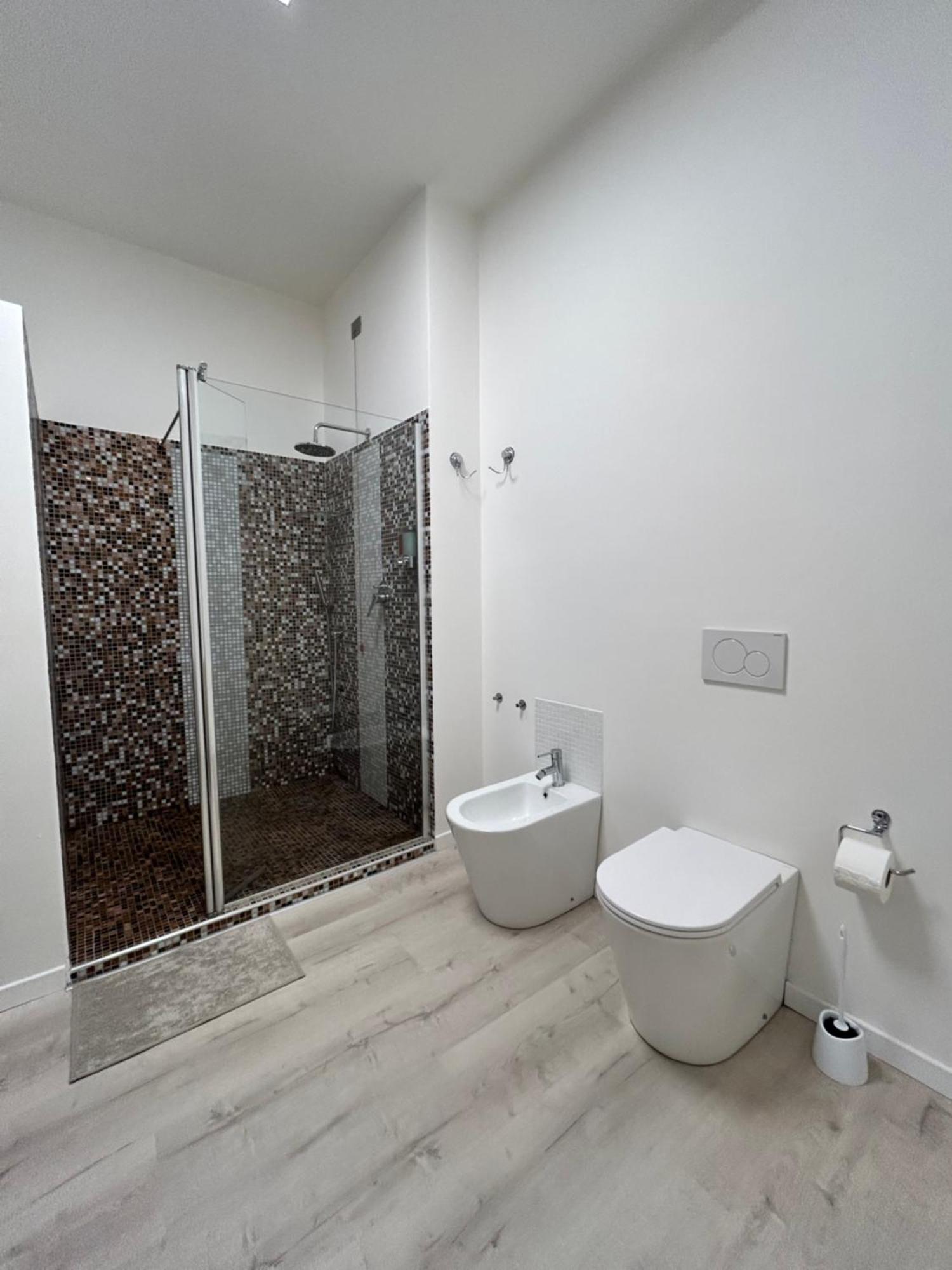 Tezone Seven Apartments Verona Eksteriør billede